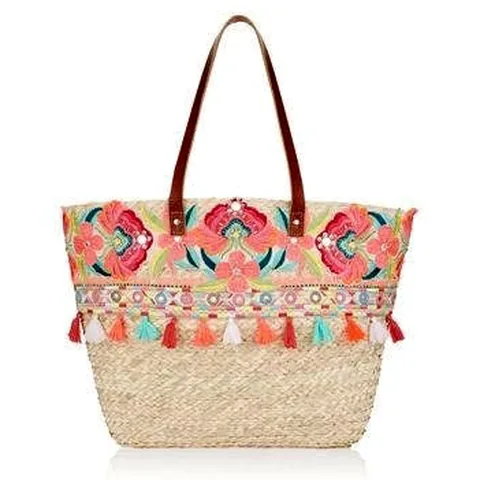 Embroidered beach bag with tassels